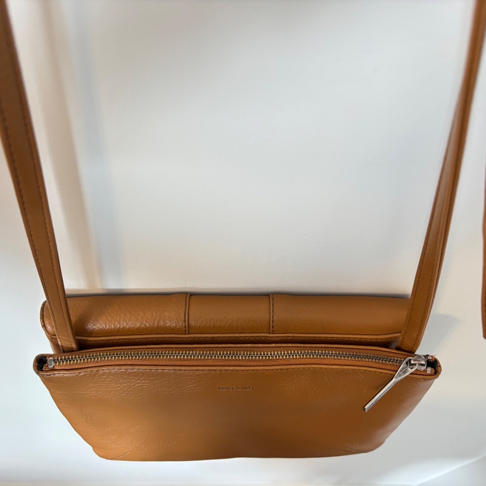 Matt and Nat Eeha Vegan Crossbody Bag Caramel/Tan - Picture 5 of 13